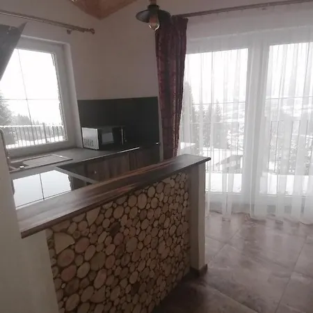 Hanni Deisenberger Apartment *