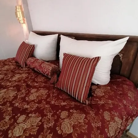 Hanni Deisenberger Apartment
