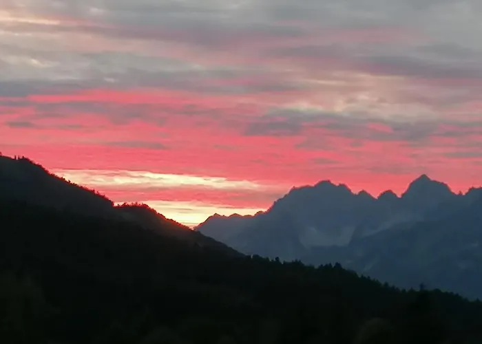 Hanni Deisenberger דירה *