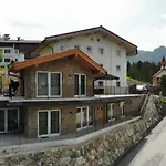 Hanni Deisenberger Apartman *